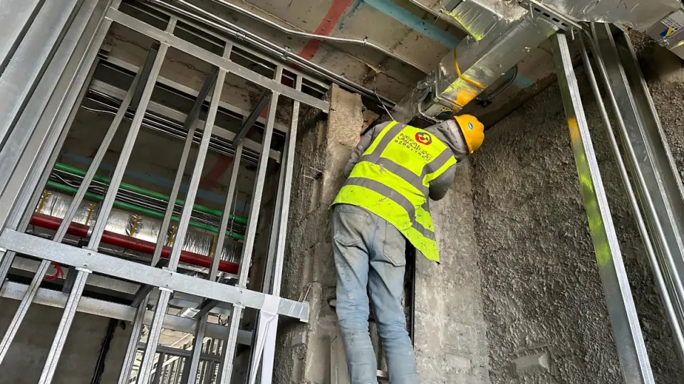 Wall penetrations and pipe fixing on site